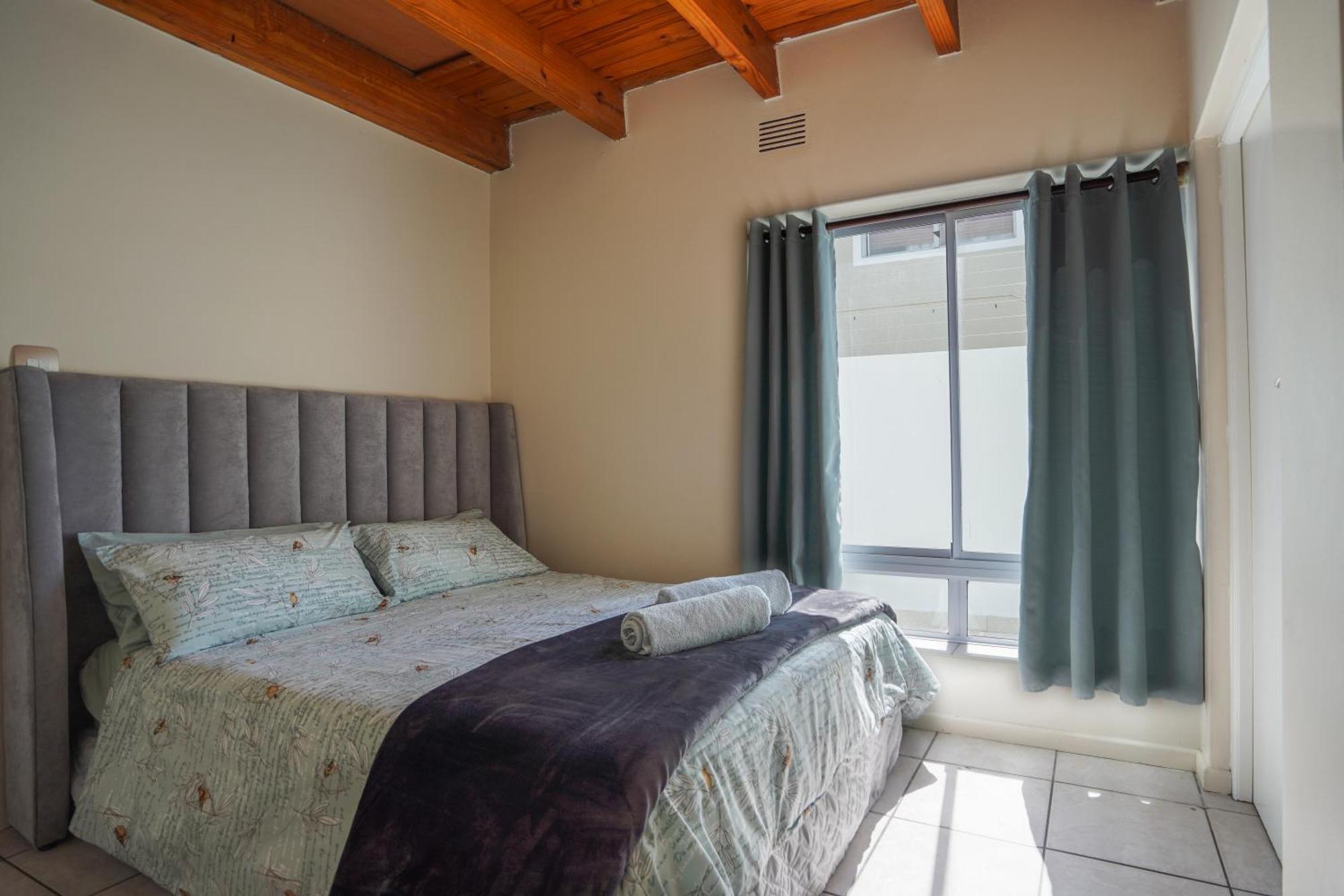 Ocean Vibes Hotel Fokváros Kültér fotó